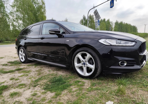 Ford Mondeo cena 63000 przebieg: 182000, rok produkcji 2017 z Puławy małe 436